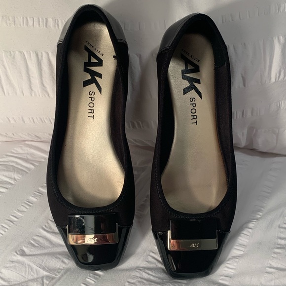 anne klein sport akuna flat